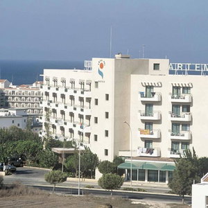 Sejur Maris Grand Waterpark Resort vacanta Protaras