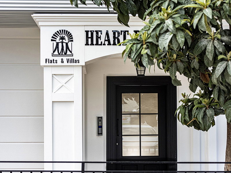 Heart De Maison