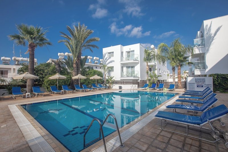 Hotel Pavlinia Hotel Apartments