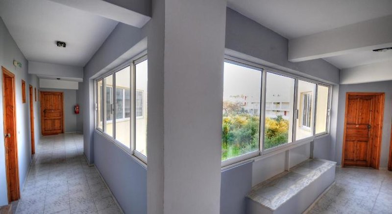 Manias Apartments