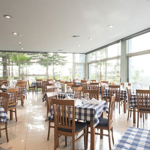 Hotel Blue Lagoon Resort cazare Lampi