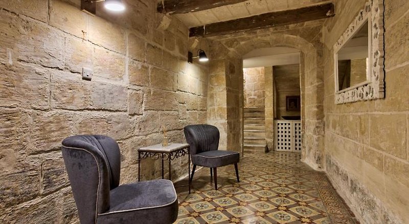 Barrakka Suites
