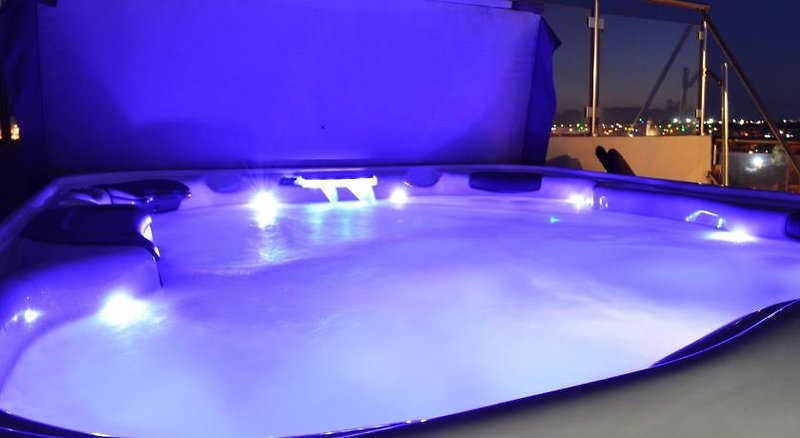 Hotel Paramount Bay Penthouse