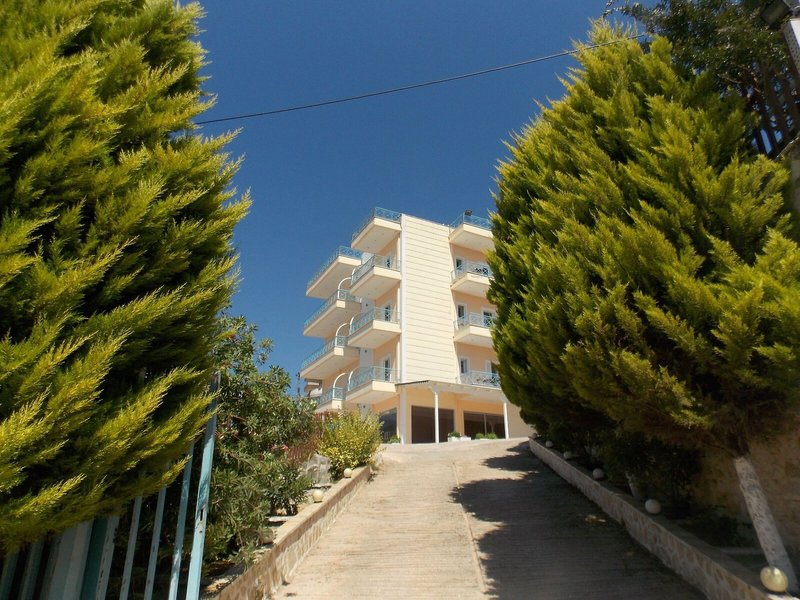 Miracle Apartments