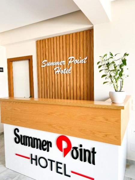 Summer Point Hotel