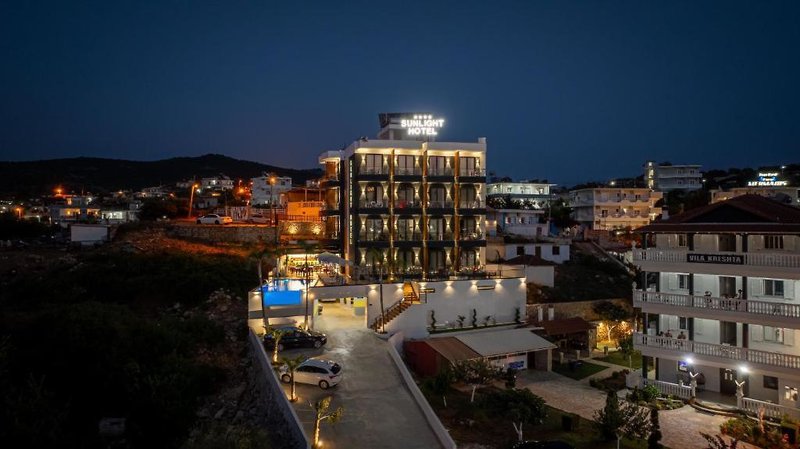Sunlight Hotel