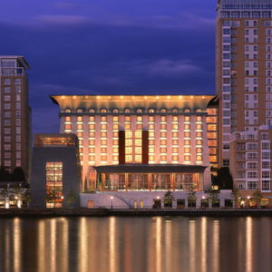 Hotel Canary Riverside Plaza Hotel cazare Londra