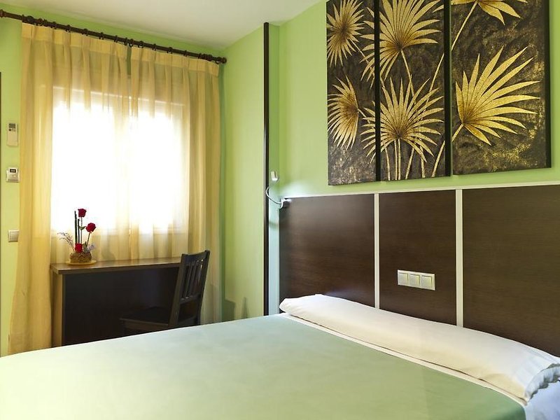 Hotel Hostal Avenida Barajas