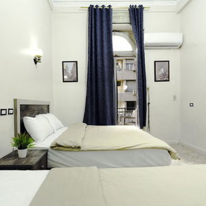 Hotel The Australian Hostel cazare Clinton