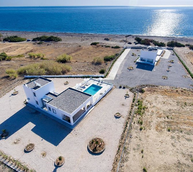 Hotel Aegean Horizon Beachfront Villas