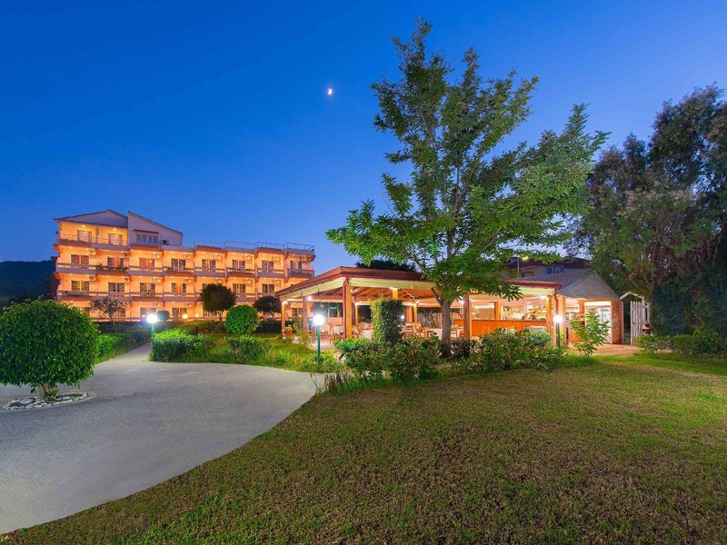 dal travel Bayside Hotel Katsaras