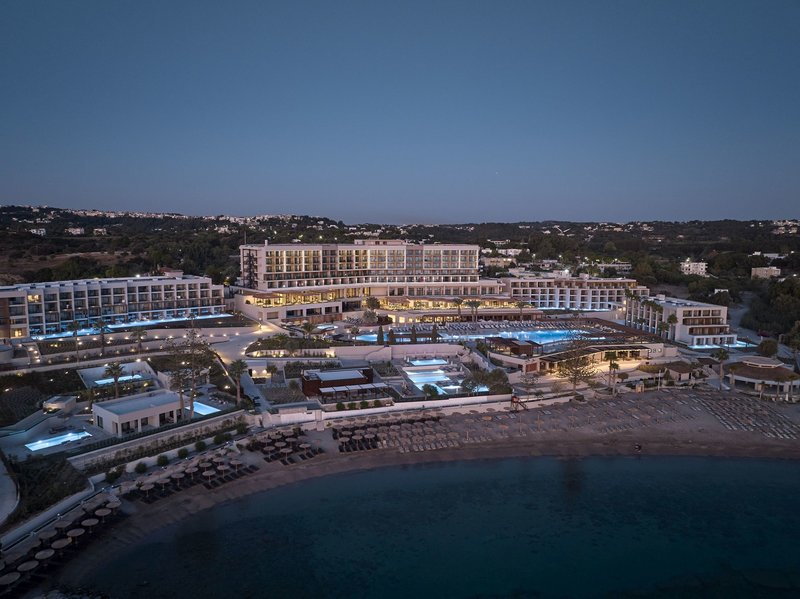dal travel Helea Lifestyle Beach Resort