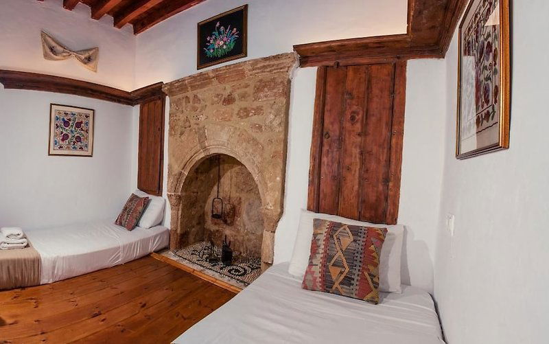 Hotel Casalindos Traditional Houses & Studios