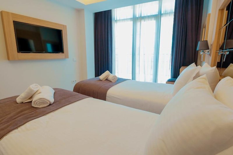 Alesta Midtown Apart Hotel