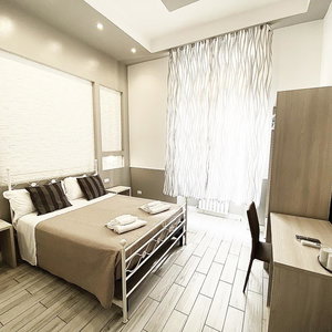 Sejur Legends Hostel vacanta Roma