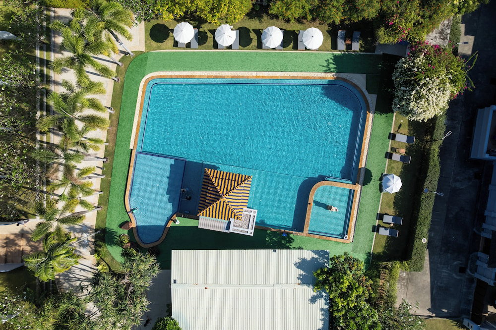 Hotel Blue Beach Grand Resort And Spa