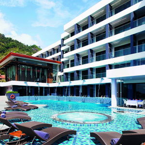 Hotel The Yama Hotel Phuket cazare Kata