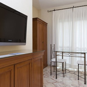 Hotel Apartamentos Vértice Bib-Rambla cazare Seville