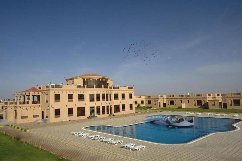 Hotel Al Bada Hotel & Resort