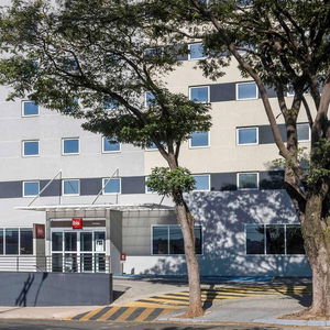 Hotel Ibis Americana cazare Americana