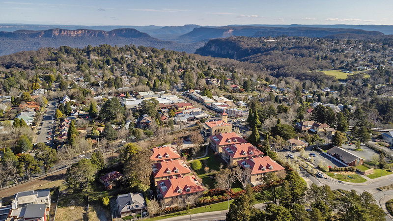 Hotel Leisure Inn Spires