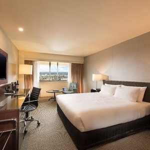 Hotel Stamford Plaza Adelaide cazare Adelaide