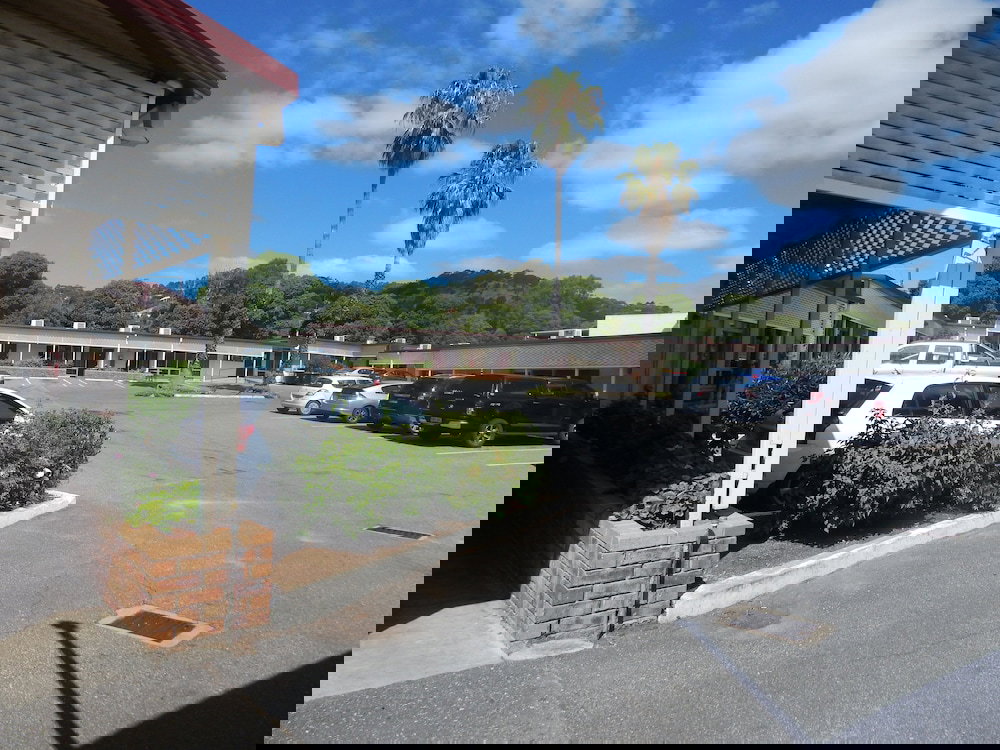 Hotel Jacksons Motor Inn