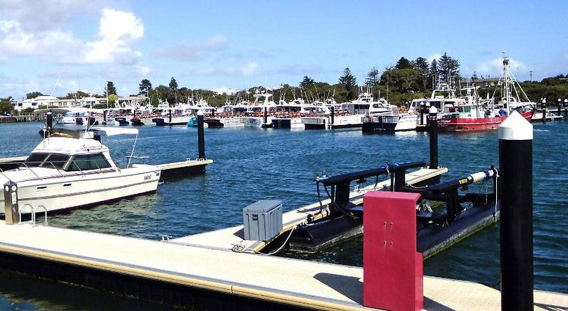 Hotel Robetown Motor Inn