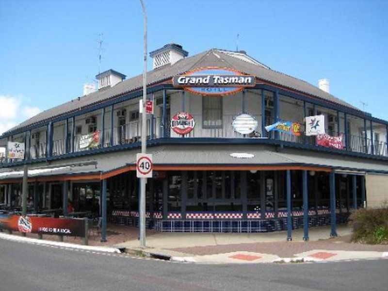 Hotel Grand Tasman Hotel