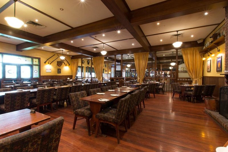 Hotel Mick O'sheas Irish Pub
