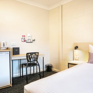 Hotel Nightcap At Hendon Hotel cazare Royal Park