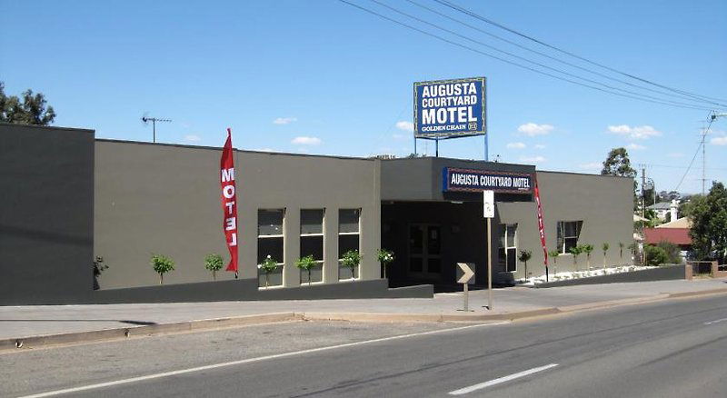Hotel Augusta Courtyard Motel