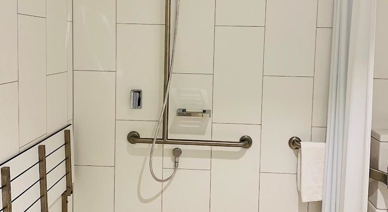 Hotel Quest Burwood East