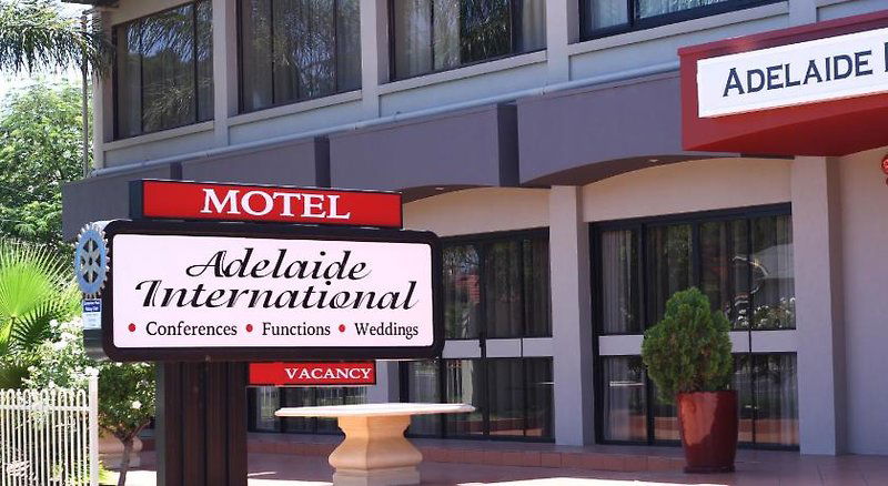 Hotel Adelaide International
