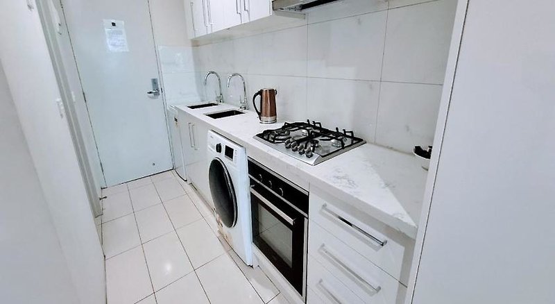 Hotel Exodus Dandenong Apartment Hotel