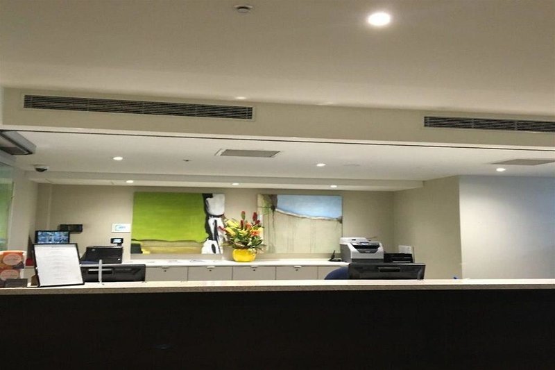 Hotel Corporate Living Accommodation Hawthorn Residences
