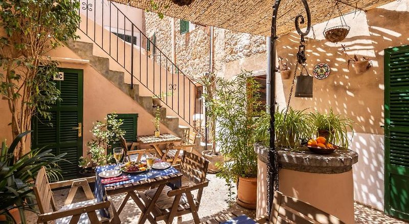 Hotel Ca'n Busquets