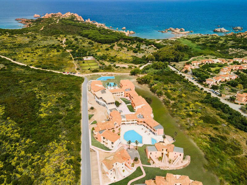 Hotel Red Sun Village