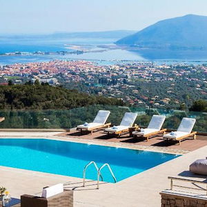 Hotel Alivia Lefkas Luxury Villas cazare Apolpaina