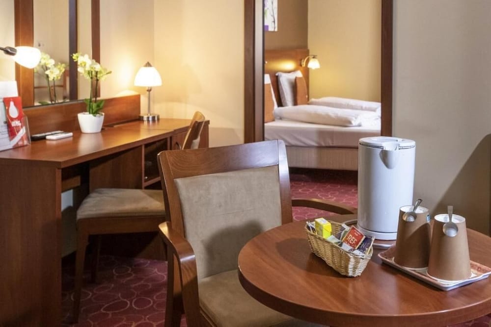 Patak Park Hotel