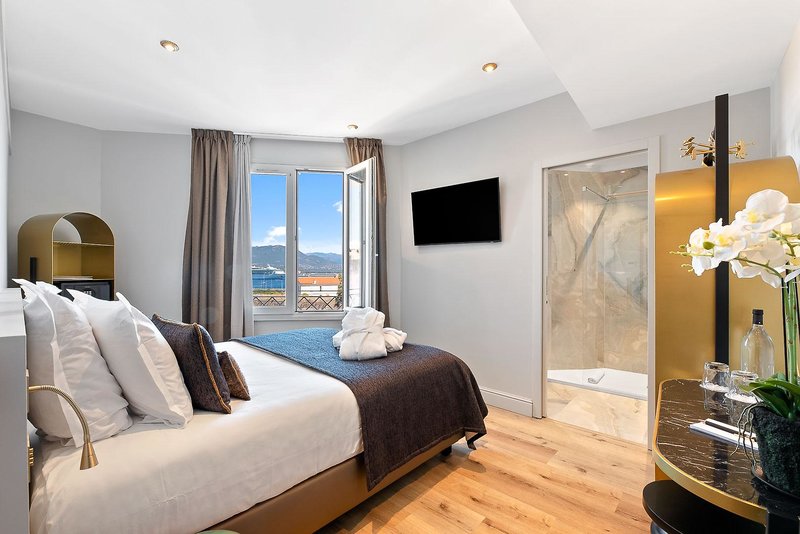 Hotel San Carlu