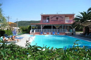 Hotel Grapevines cazare Alykes