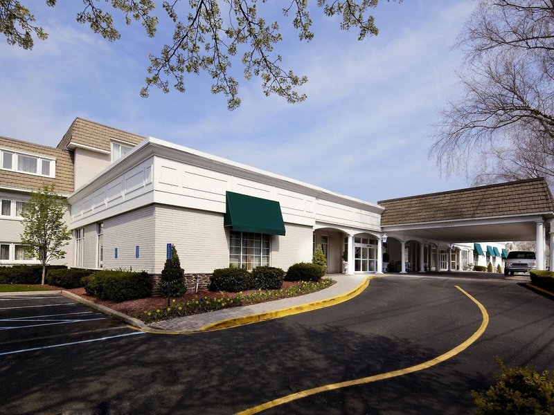 Hotel Clinton Inn Hotel & Event Center