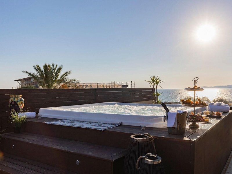 Giafra Rooms