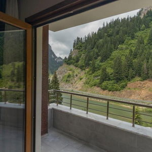 Hotel Pazarcik Mountain Hotel cazare Arakli