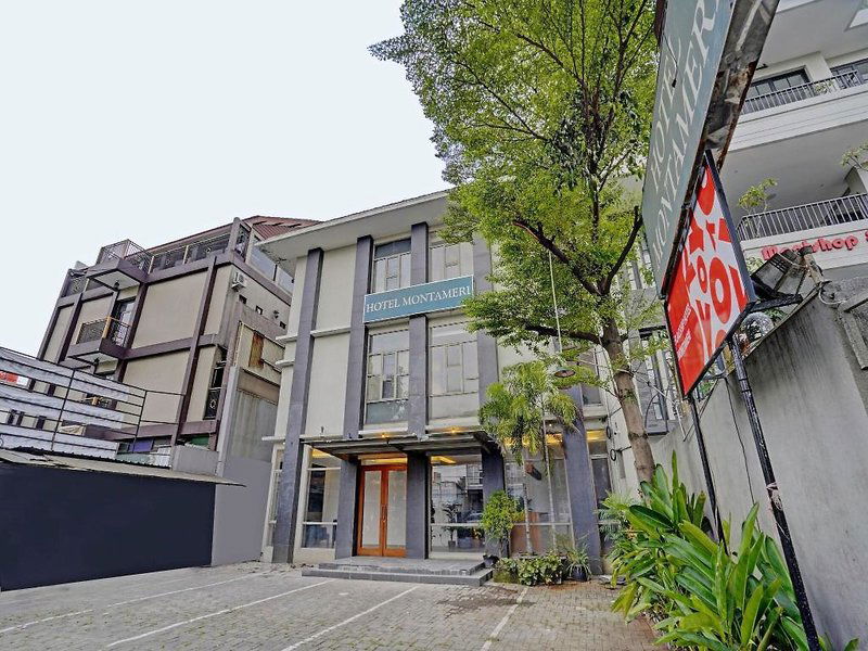 Hotel Oyo Flagship 90501 Hotel Montameri