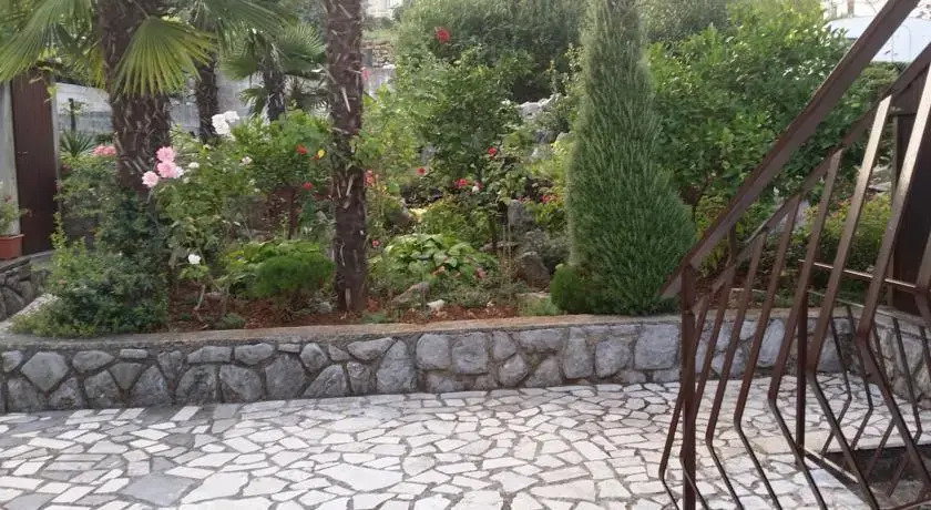 Hotel Apartments Miro
