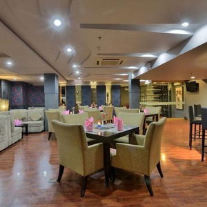 Hotel Grand Serela Setiabuhdi cazare Bandung