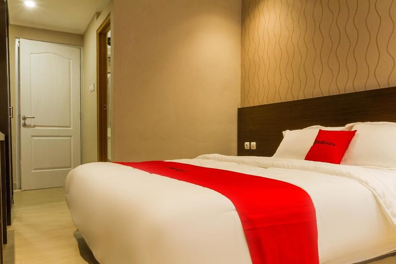 Hotel Dipatiukur Guesthouse By Reddoorz