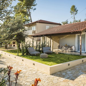 Hotel Malibu Studios & Apartments cazare Lassi